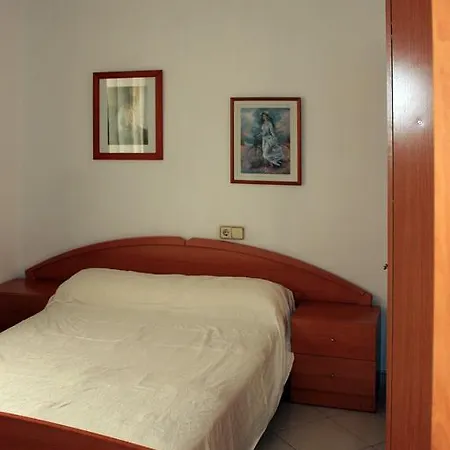 Guest House Lloret De Mar * 滨海略雷特